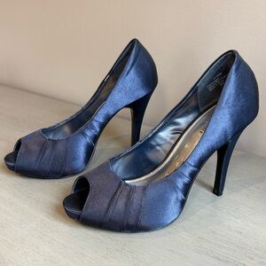Kelly & Katie Blue Satin Peep Toe High Heels Pumps 8.5 Stiletto 4" Elegant